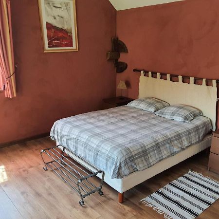La Parenthese Panzió Saint-Genix-sur-Guiers Kültér fotó