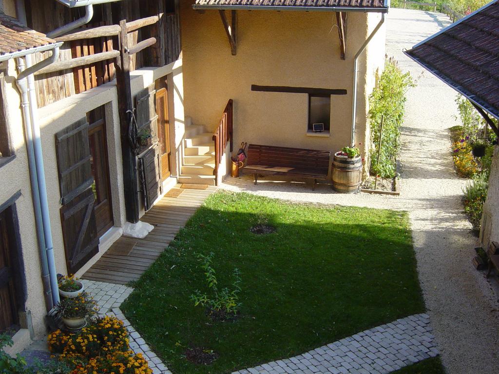 La Parenthese Panzió Saint-Genix-sur-Guiers Szoba fotó