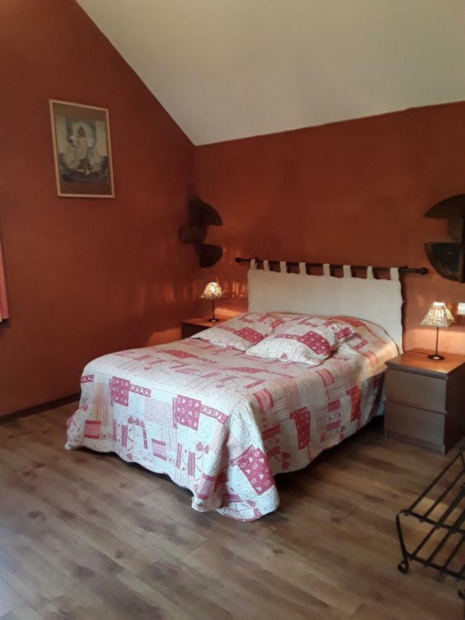 La Parenthese Panzió Saint-Genix-sur-Guiers Kültér fotó