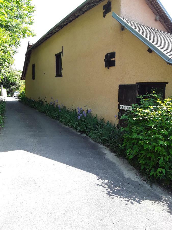 La Parenthese Panzió Saint-Genix-sur-Guiers Kültér fotó